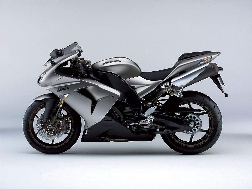 Kawasaki ZX10R 06  3.jpg